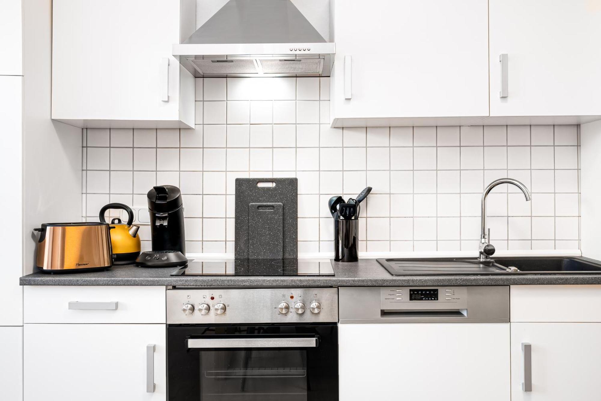 Smart Home - Essen - Perfect For 5 Guests! Central - Balcony - Netflix - Free Parking Zone Εξωτερικό φωτογραφία